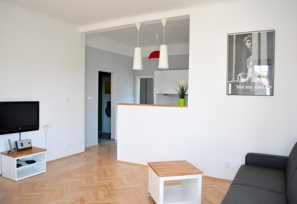 Central-Modern-Apartment Praga Exterior foto